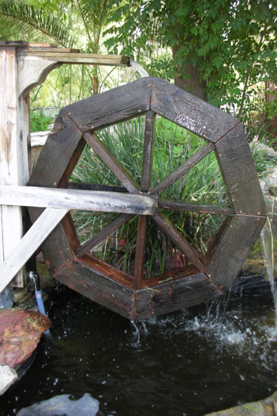 Small Ponds and Fountains: Water Wheel: Custom Ponds